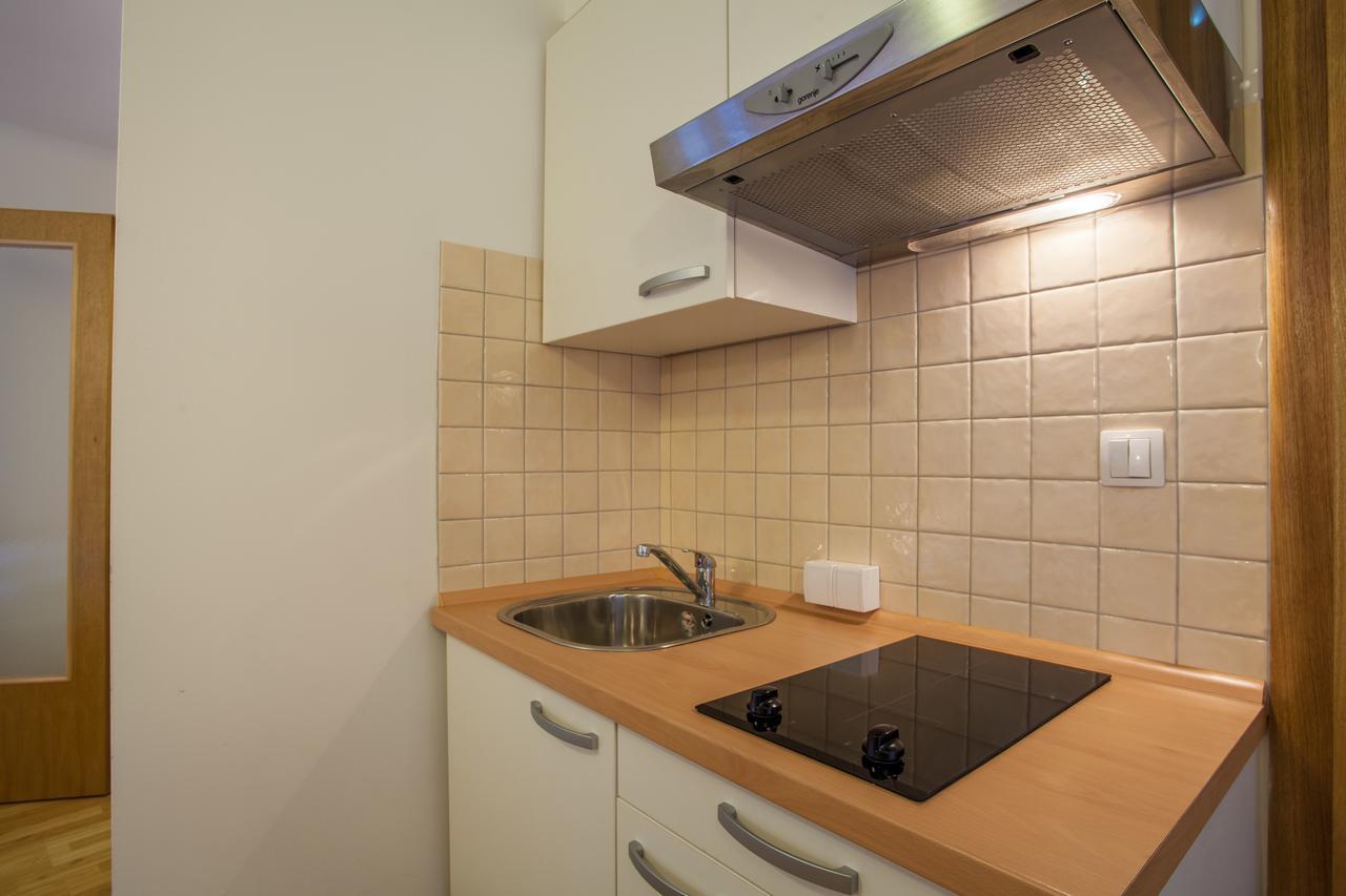 Apartments Calma Cres Luaran gambar